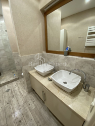 Mənzil 250 m² - Şerif Ximşiaşvili, Batumi, Gürcüstan