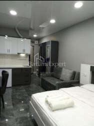 Mənzil 1-комн 35.7 m² - Qəhrəmanlar Xiyabanı, Batumi