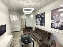 Mənzil 2-комн 48 m² - Qəhrəmanlar Xiyabanı, Batumi