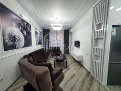 Mənzil 2-комн 48 m² - Qəhrəmanlar Xiyabanı, Batumi