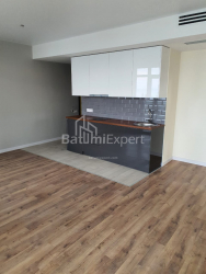 Mənzil 3-комн 74.7 m² - Lech və Maria Kachinsky, Batumi