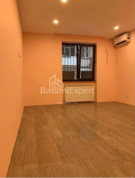Mənzil 120 m² - David Kldiaşvili, Batumi, Gürcüstan