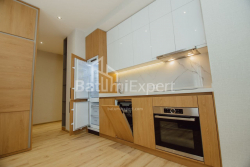 Mənzil 84 m² - Qəhrəmanlar Xiyabanı, Batumi, Gürcüstan