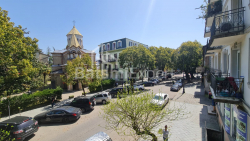 Mənzil 90 m² - Konstantin Qamsaxurdiya, Batumi, Gürcüstan