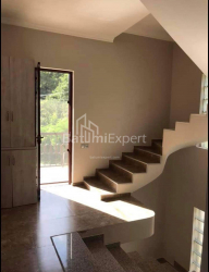 Fərdi ev 5-комн 180 m² - Fridion Xalvaşi, Batumi