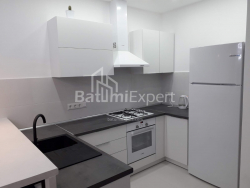 Mənzil 4-комн 93 m² - Niko Pirosmani, Batumi
