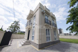 Fərdi ev 170 m² - hava limanı şosesi, Batumi, Gürcüstan