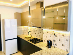 Mənzil 3-комн 57 m² - Niko Pirosmani, Batumi