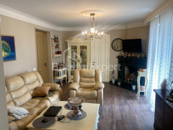Mənzil 3-комн 100 m² - Zuraba Qorqiladze, Batumi