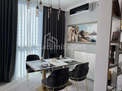 Mənzil 3-комн 59 m² - Qəhrəmanlar Xiyabanı, Batumi