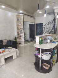 Mənzil 75 m² - Selima Ximşiaşvili, Batumi, Gürcüstan