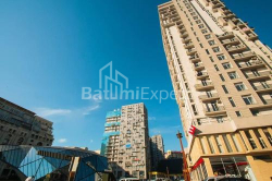 Mənzil 100 m² - Zuraba Qorqiladze, Batumi, Gürcüstan
