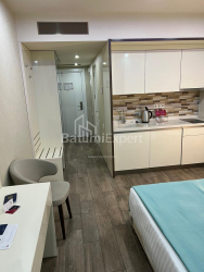 Mənzil 1-комн 30.4 m² - Şerif Ximşiaşvili, Batumi