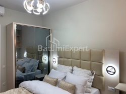 Mənzil 3-комн 84 m² - Şerif Ximşiaşvili, Batumi