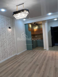 Mənzil 55 m² - Qəhrəmanlar Xiyabanı, Batumi, Gürcüstan