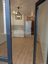 Mənzil 1-комн 27 m² - Qəhrəmanlar Xiyabanı, Batumi