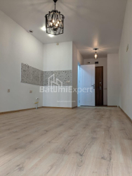 Mənzil 1-комн 27 m² - Qəhrəmanlar Xiyabanı, Batumi