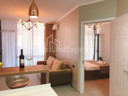Mənzil 2-комн 48 m² - Qəhrəmanlar Xiyabanı, Batumi