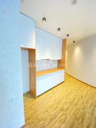 Mənzil 2-комн 50 m² - Qəhrəmanlar Xiyabanı, Batumi