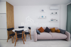 Mənzil 3-комн 74 m² - Zuraba Qorqiladze, Batumi