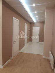 Mənzil 4-комн 100 m² - Zuraba Qorqiladze, Batumi