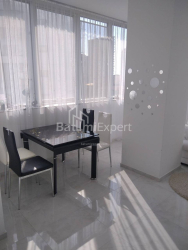Mənzil 75.6 m² - Niko Pirosmani, Batumi, Gürcüstan
