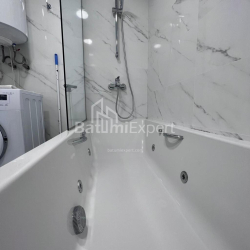 Mənzil 57 m² - Lech və Maria Kachinsky, Batumi, Gürcüstan