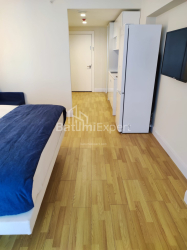 Mənzil 1-комн 33 m² - Şerif Ximşiaşvili, Batumi