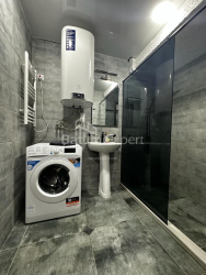 Mənzil 50 m² - Lech və Maria Kachinsky, Batumi, Gürcüstan