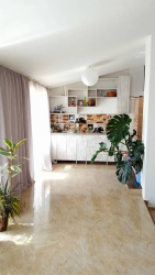 Mənzil 230 m² - Petra Melikişvili, Batumi, Gürcüstan