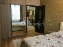 Mənzil 3-комн 80 m² - Şerif Ximşiaşvili, Batumi