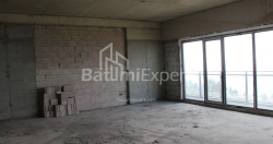 Mənzil 75.75 m² - Lech və Maria Kachinsky, Batumi, Gürcüstan